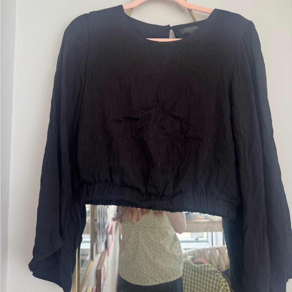 Aqua Women's Black Long-Sleeve Cropped Blouse